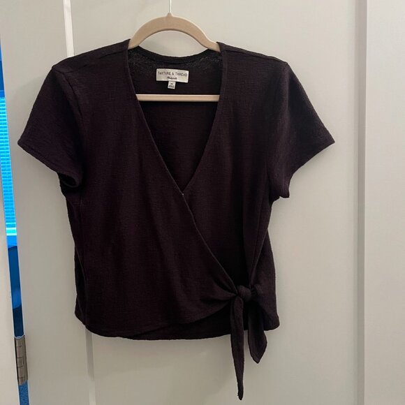 Madewell Texture & Thread Black Wrap top - Picture 2 of 4